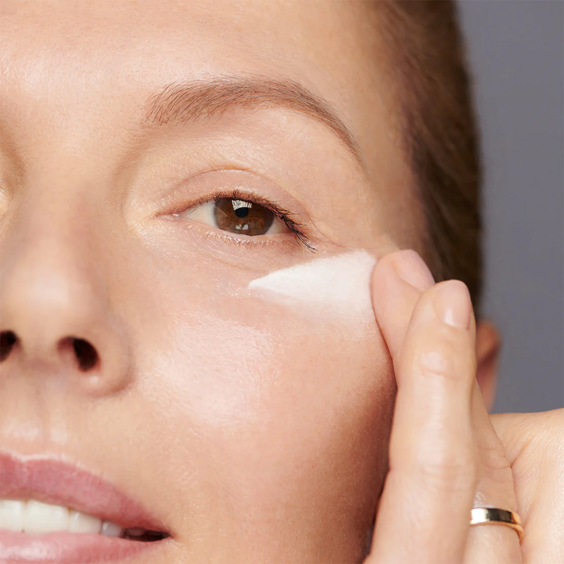 Extra Repair Eye Cream Intense Trattamento Rivitalizzante Contorno Occhi - Image 3