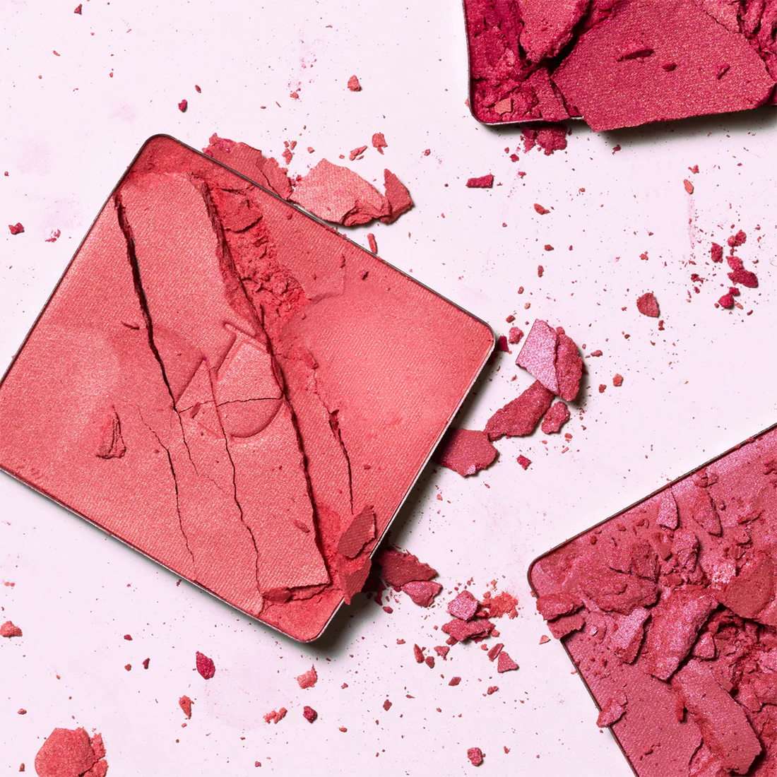 Radiant Blush Refill Polvere Compatta Per Guance - Image 18