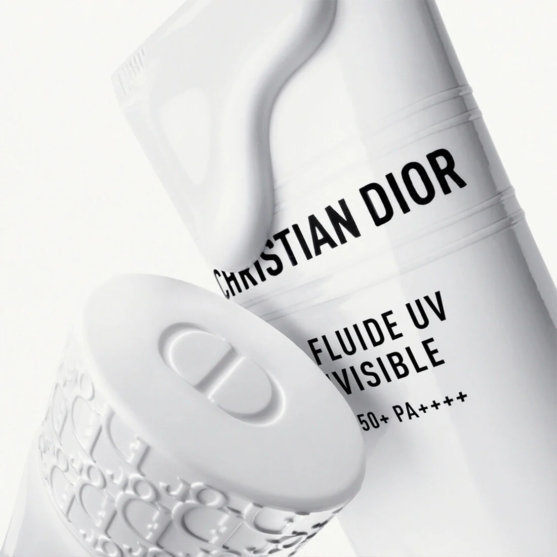 Le Fluide UV Invisible Hydratant SPF 50+ PA++++ Fluido invisibile con protezione UV - Image 4