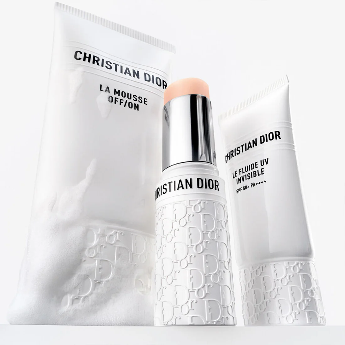 Le Fluide UV Invisible Hydratant SPF 50+ PA++++ Fluido invisibile con protezione UV - Image 5