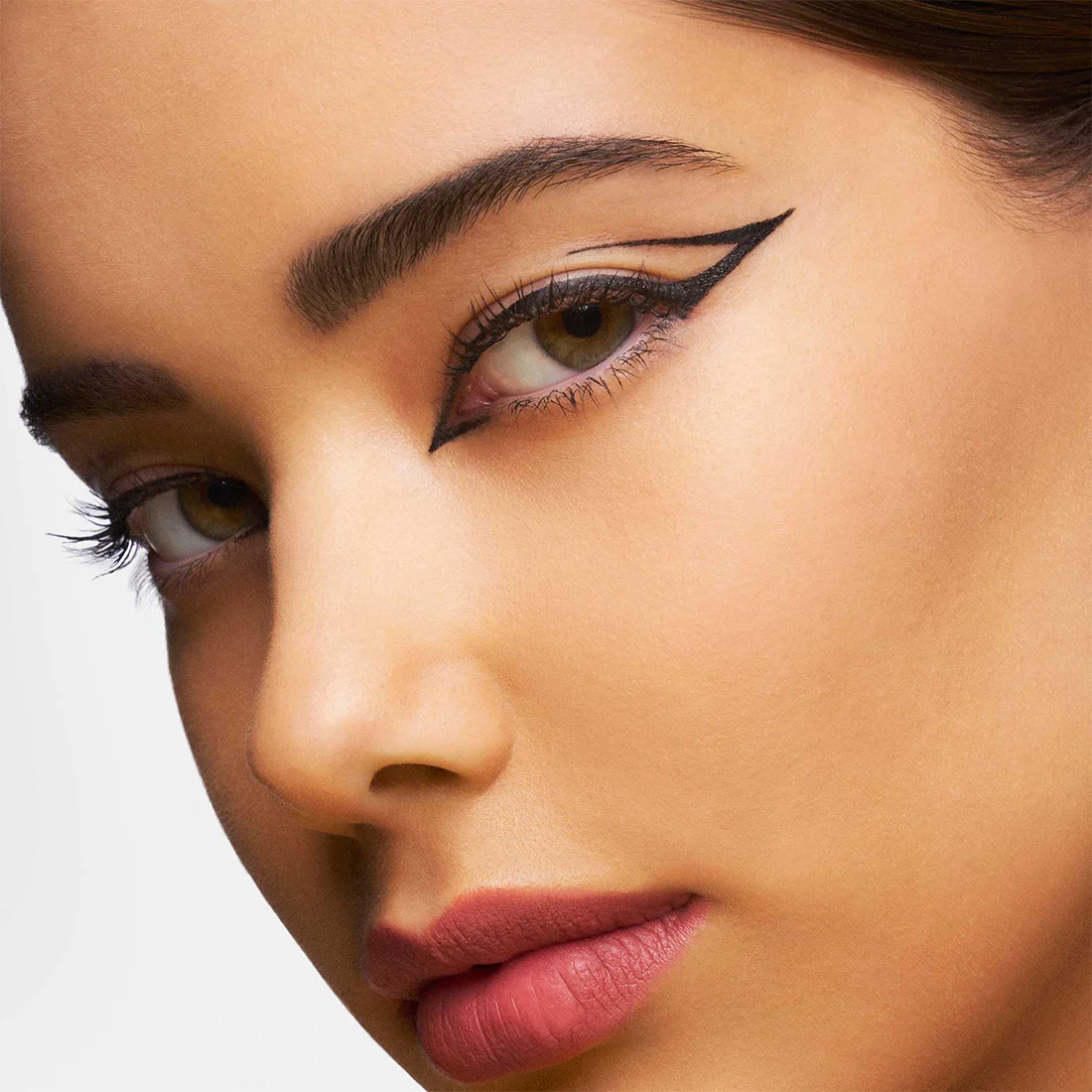 Everink Liner Eyeliner Liquido con Punta Ultra Precisa - Image 4
