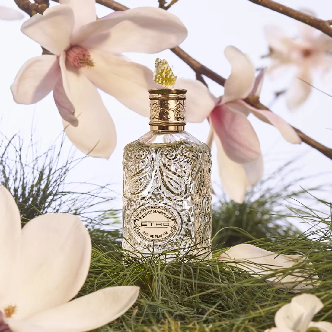 White Magnolia Eau De Parfum - Image 2