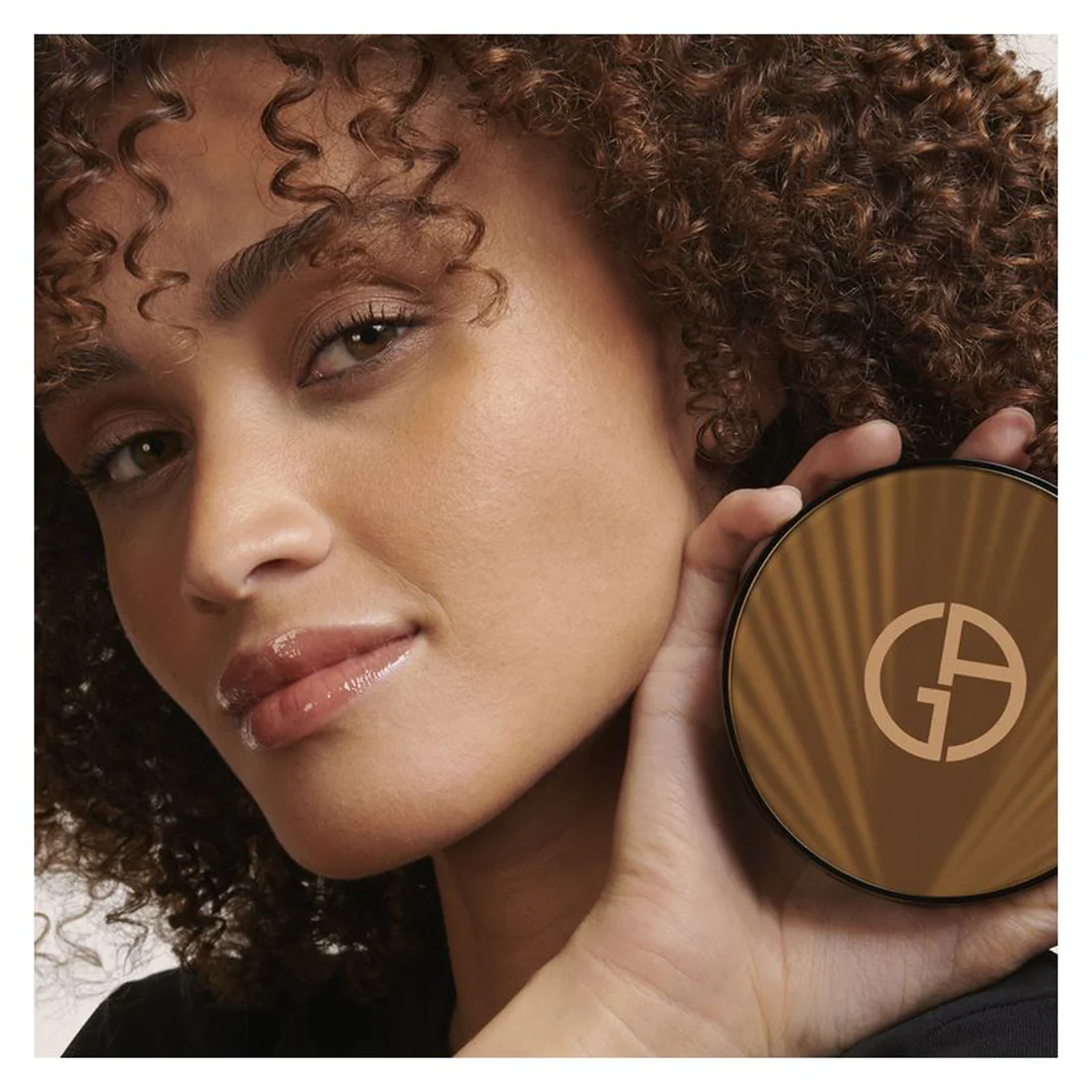 Luminous Silk Bronzing Powder Bronzer Crema in Polvere - Image 18