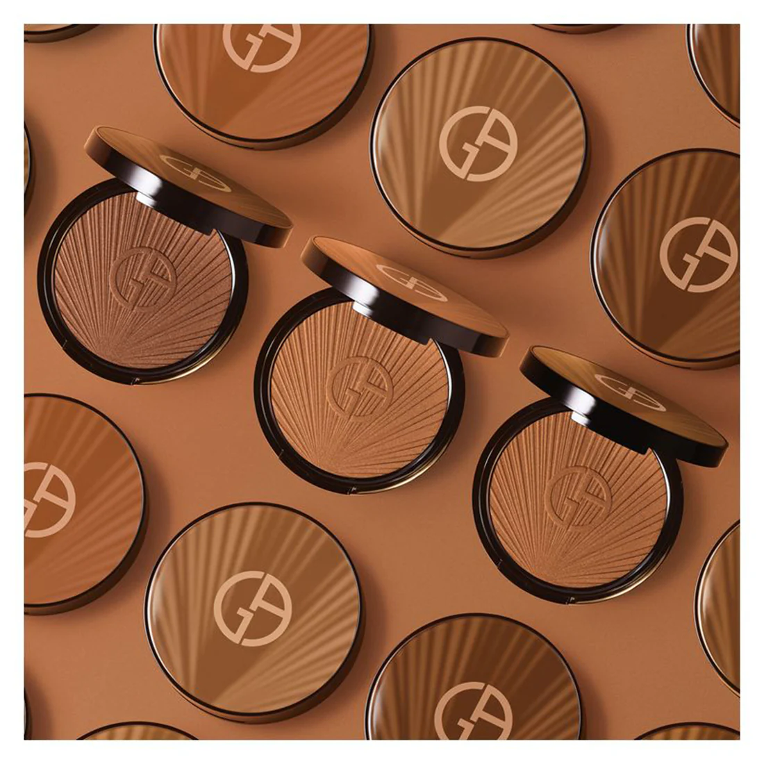 Luminous Silk Bronzing Powder Bronzer Crema in Polvere - Image 7