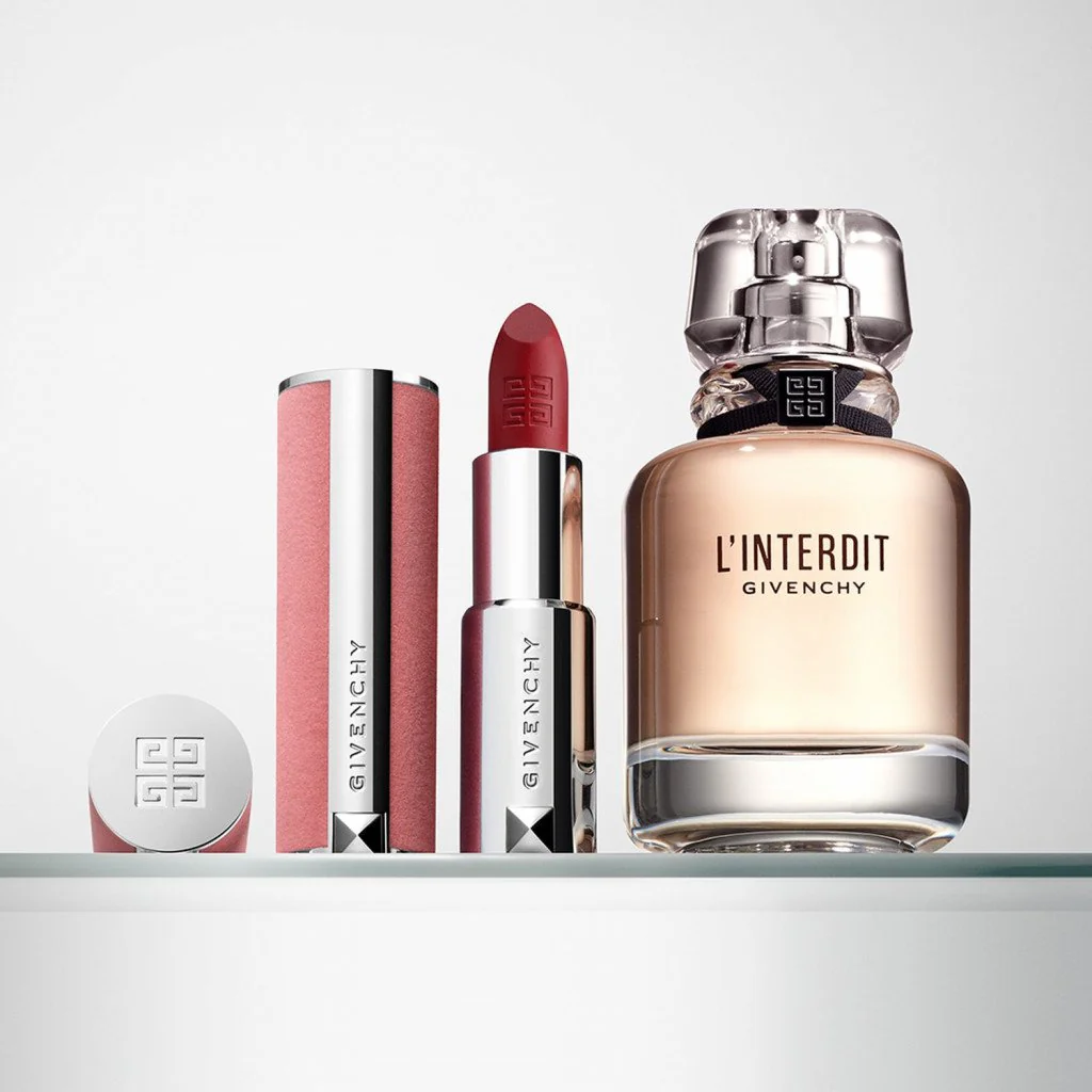 Le Rouge Sheer Velvet Rossetto Mat - Image 10