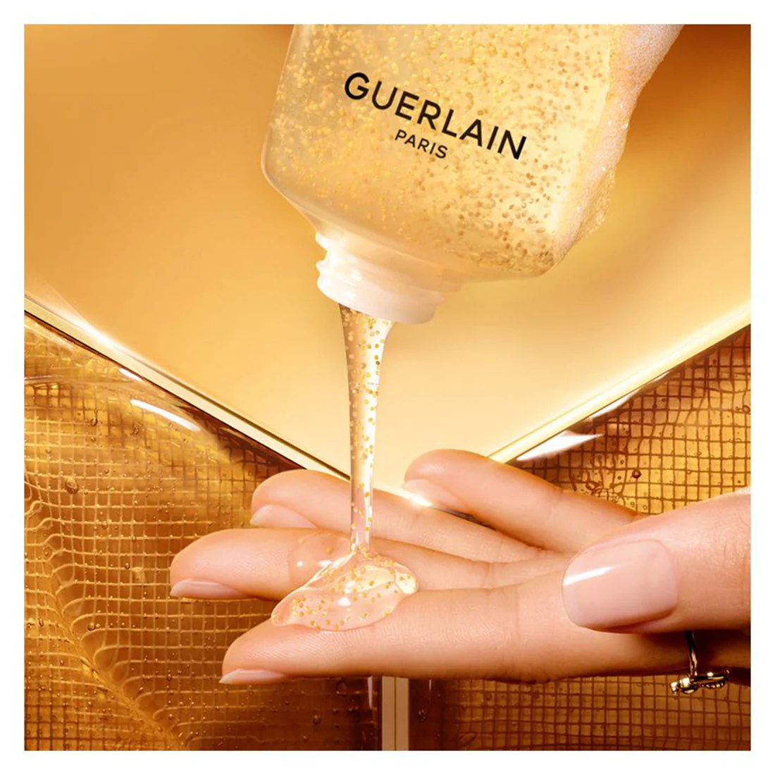 Abeille Royale Soin En Mousse Nettoyant Mousse Detergente - Image 3