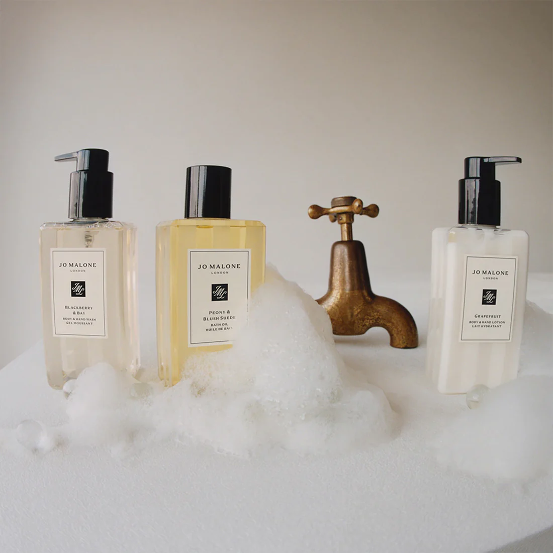 Pear & Fresia Body and Hand Lotion Crema Corpo e Mani - Image 2
