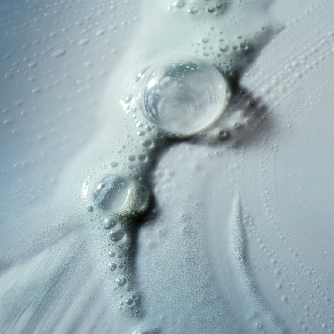 The Essence Foaming Cleanser Mousse Detergente - Image 2