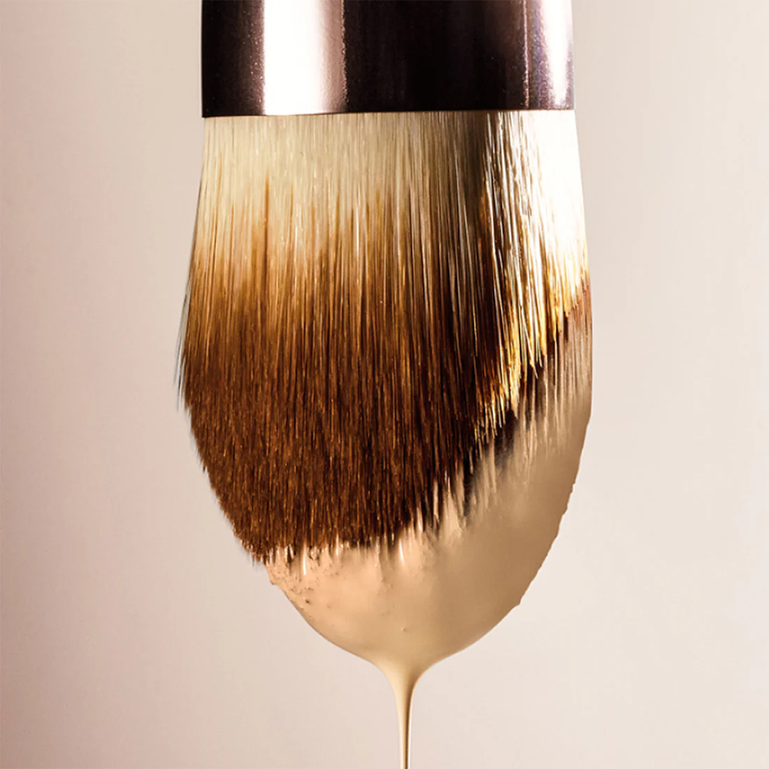 The Foundation Brush Pennello Fondotinta - Image 2