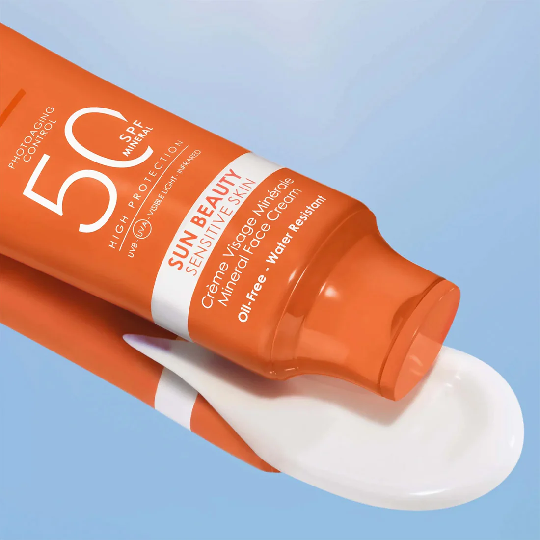 Sun Sensitive Luminous Tan Oily-Free Milky Fluid Latte Solare Viso SPF 50 - Image 3