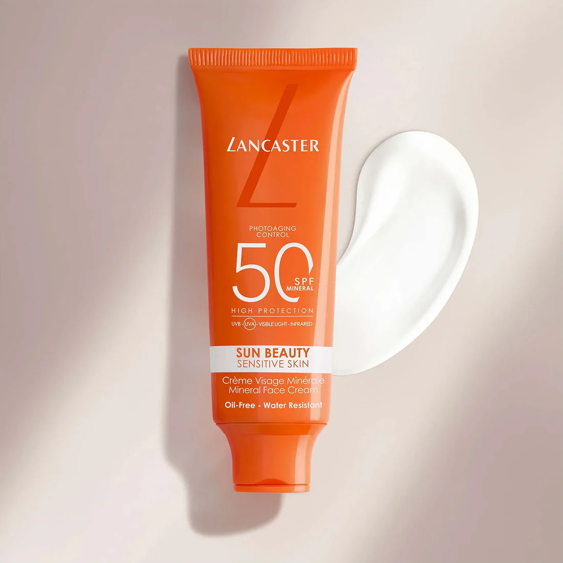 Sun Sensitive Luminous Tan Oily-Free Milky Fluid Latte Solare Viso SPF 50 - Image 4