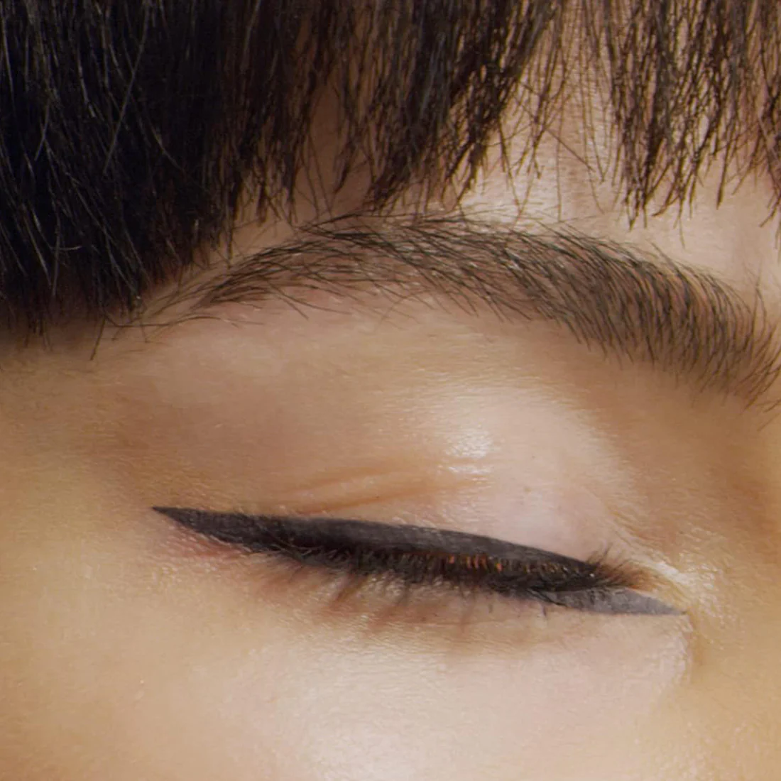 Matte Signature Eyeliner Matte - Image 4