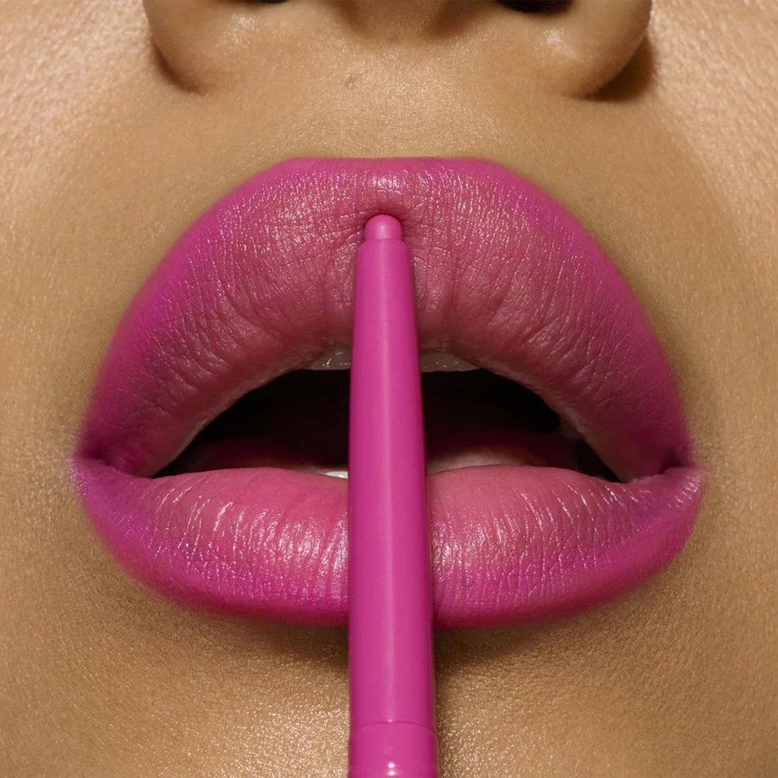 Lipglazer Glossy Liner Matita labbra - Image 12