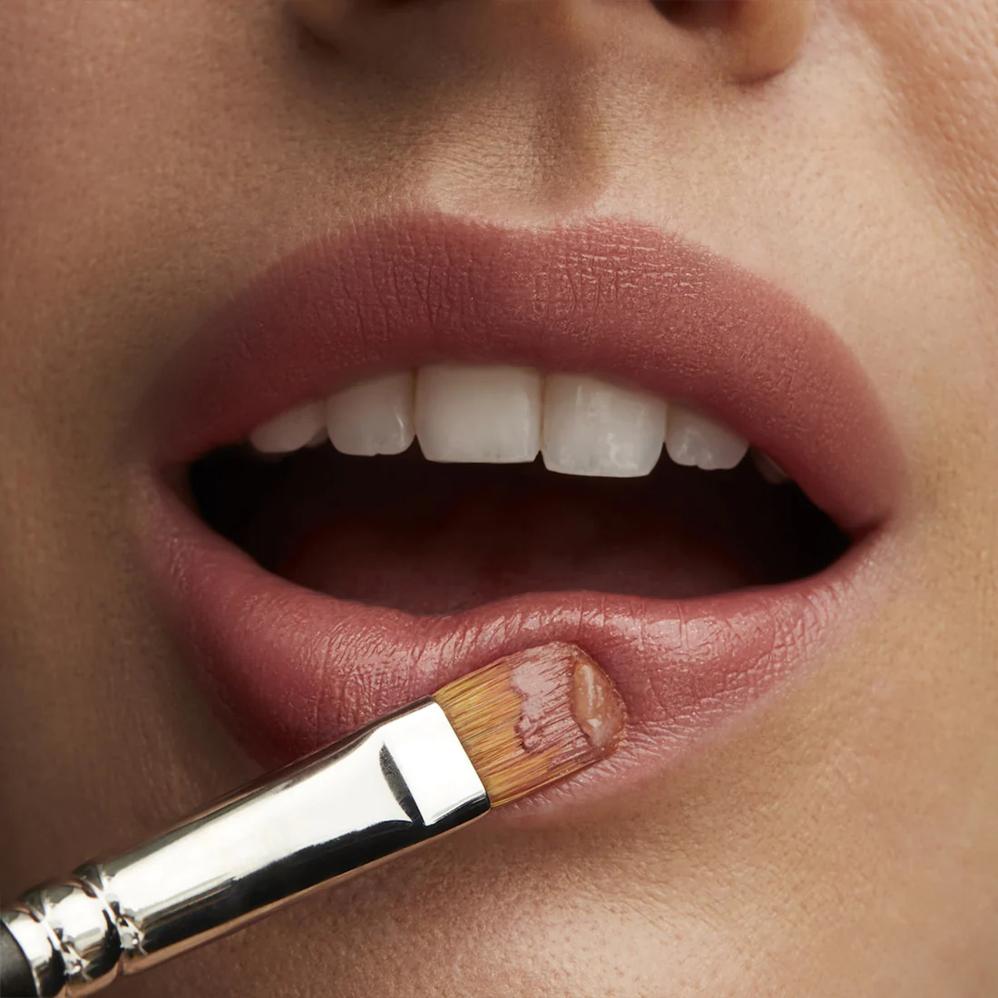Lusterglass Lipstick Rossetto Lunga Tenuta - Image 5