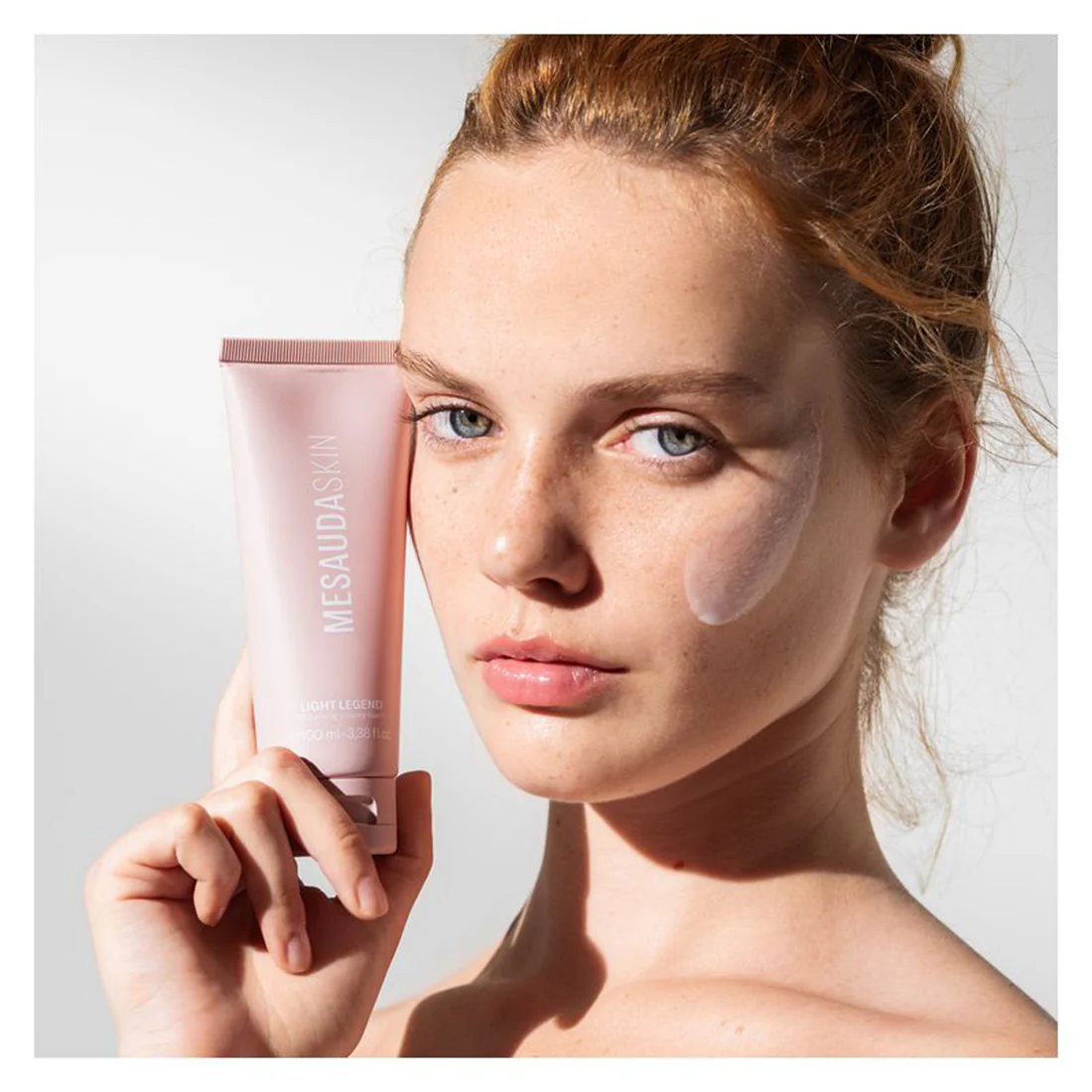 Light Legend Cleansing Creamy-Foam - Image 3