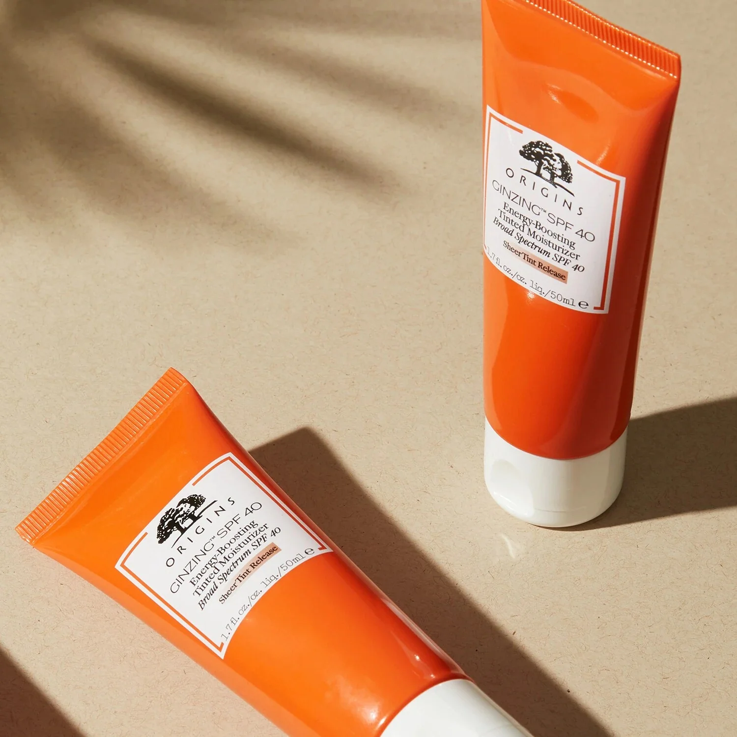 Ginzing SPF 40 Energy Boosting Tinted Moisturizer Crema Viso Colorata Idratante - Image 4