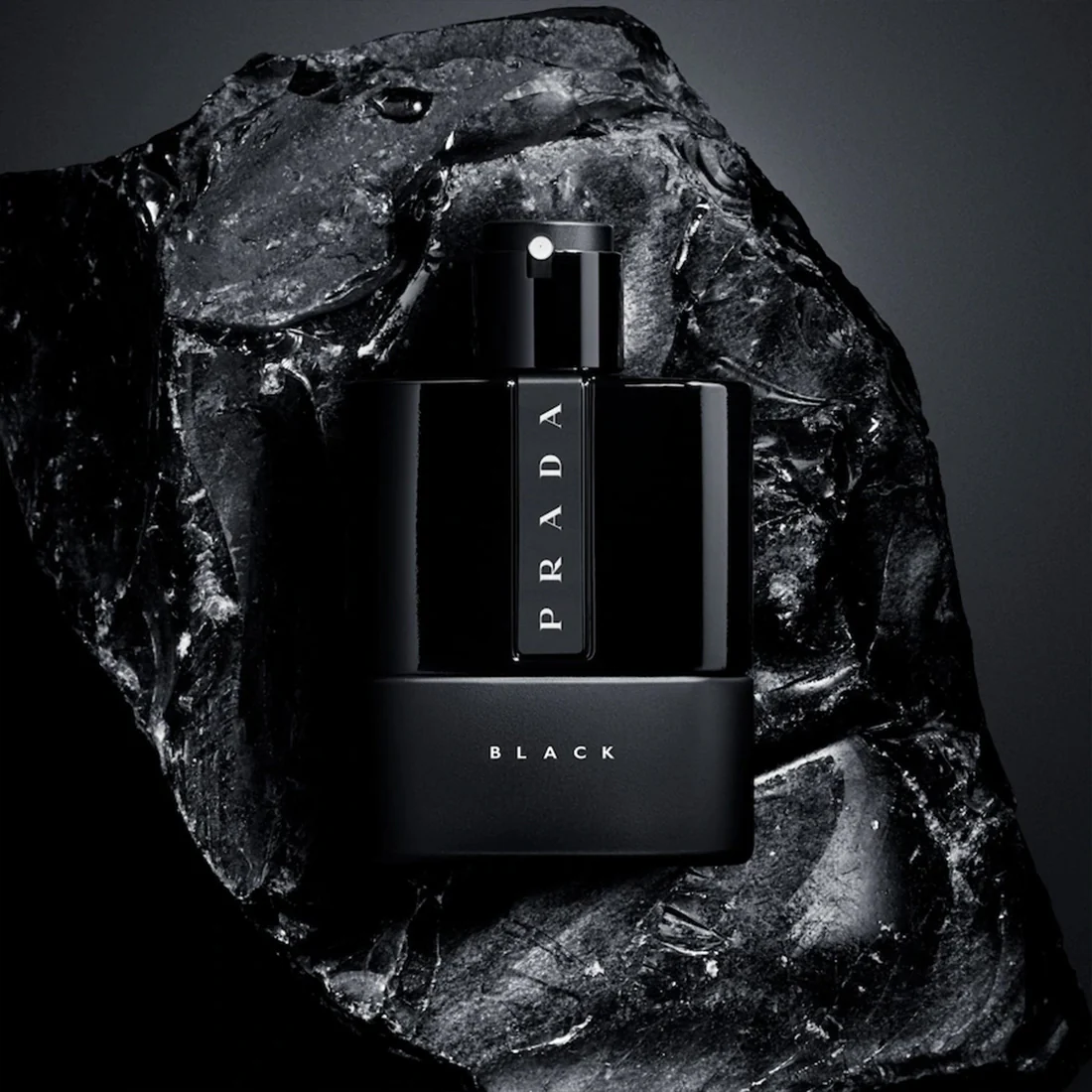 Luna Rossa Black Eau De Parfum - Image 10
