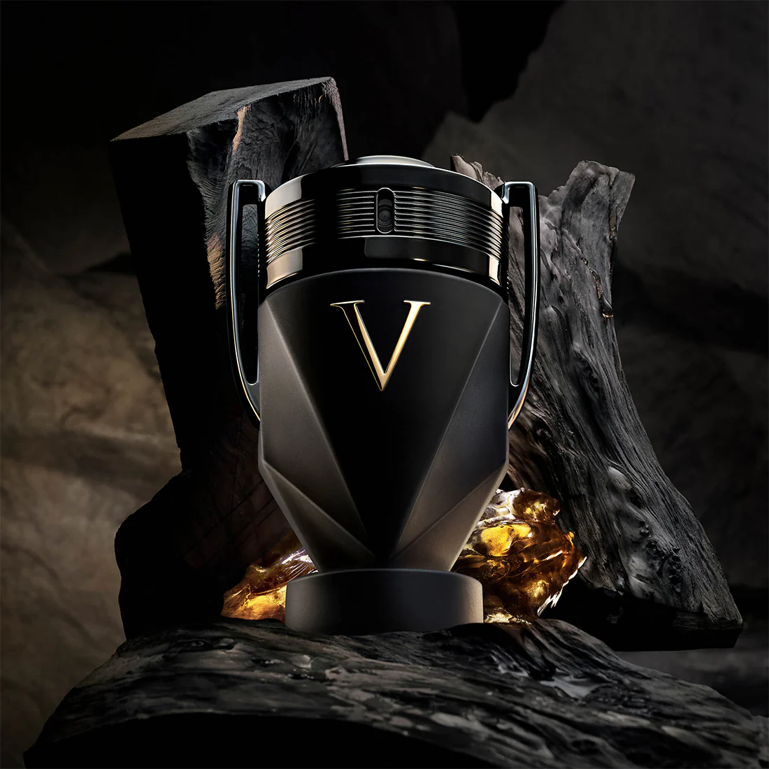 Invictus Victory Absolu Parfum Intense - Image 17