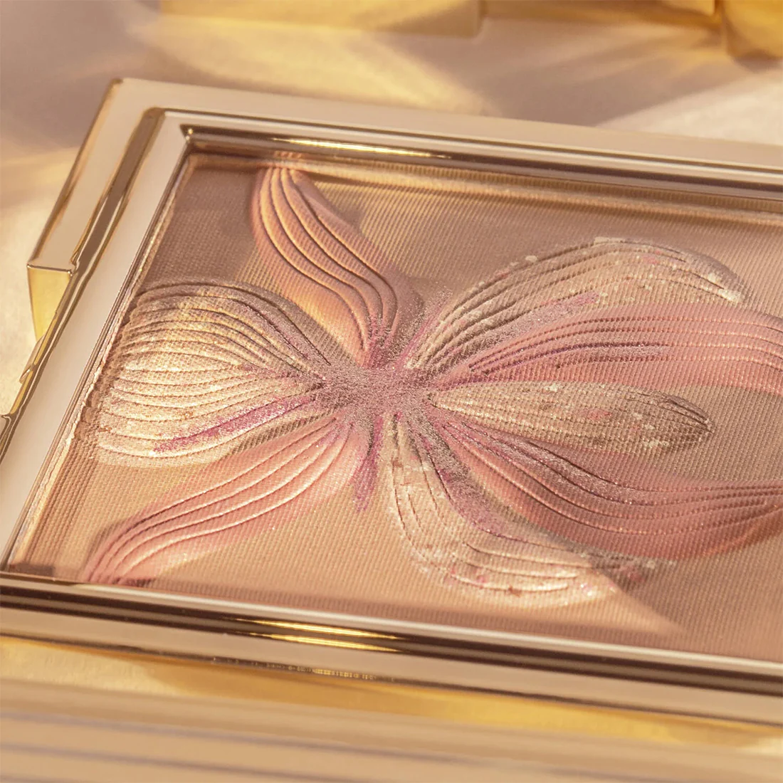 Palette L'orchideeBlush Illuminante 3 Colori - Image 2