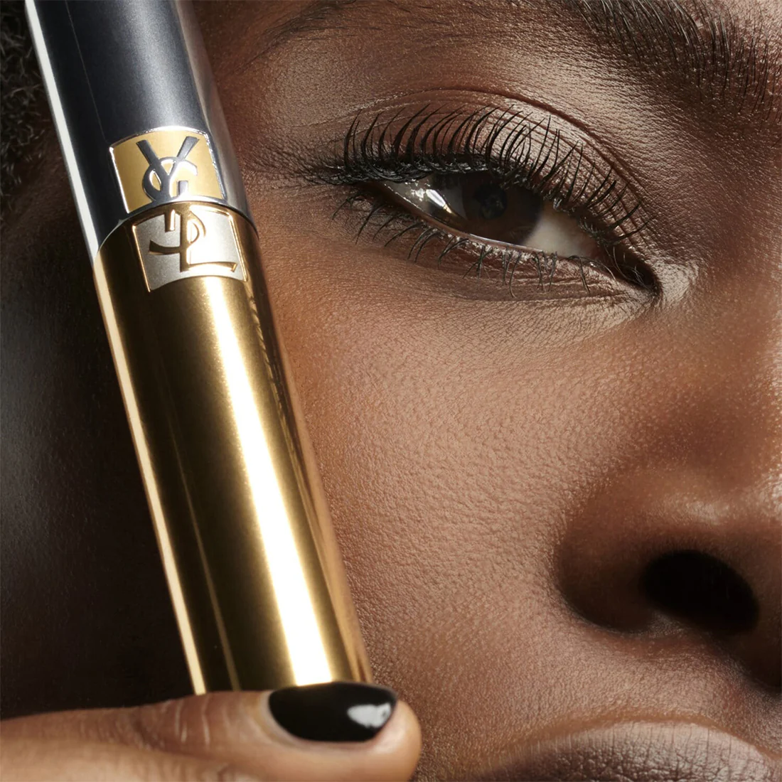 Mascara Volume Effect Faux Cils - Image 3